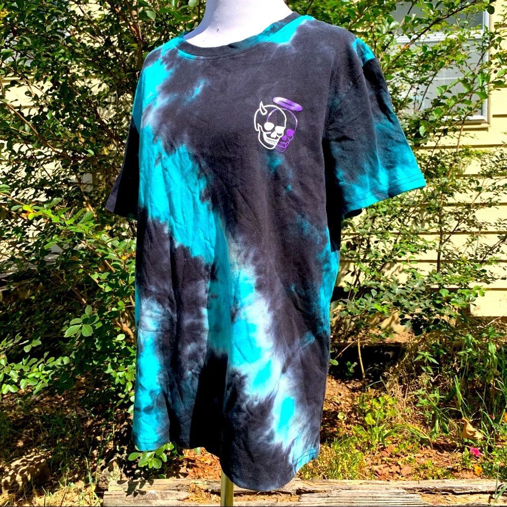 NEW Bright Tie Dye Devil Angel Skull Small Graphic Tee Unisex Men’s Medium